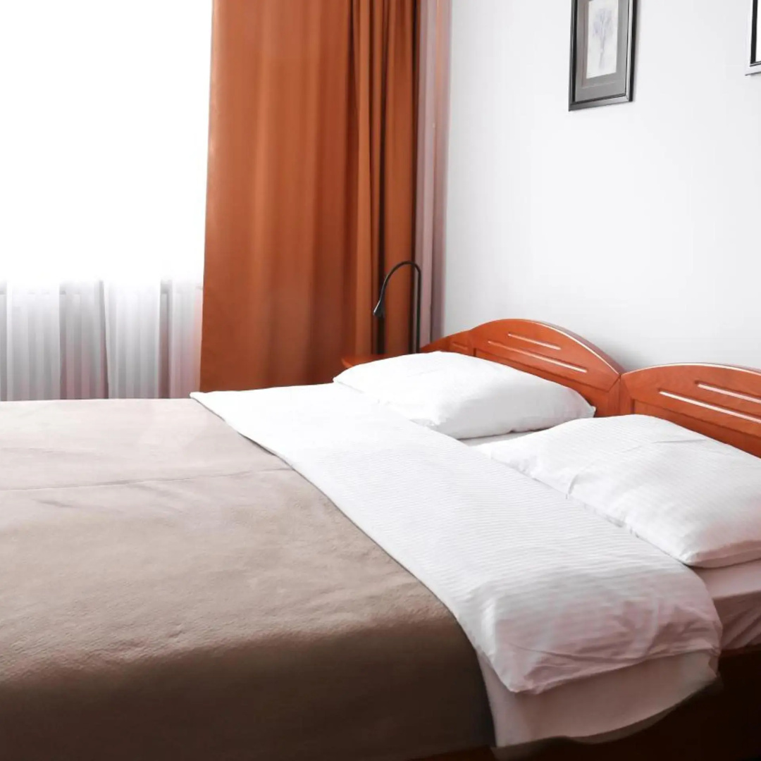 Foto - Hotel Srbija-FREE PARKING