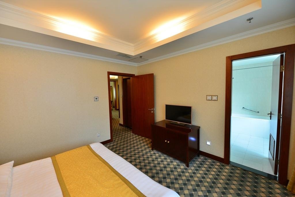 Long Ge Hotel