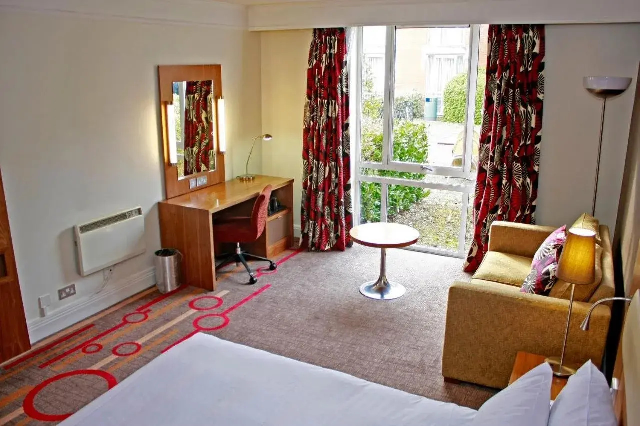 Photo - Bromsgrove Hotel