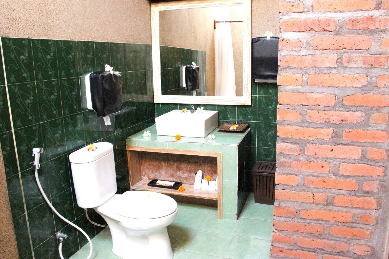 Photo - Kubuku Eco Dive Lodge and Yoga