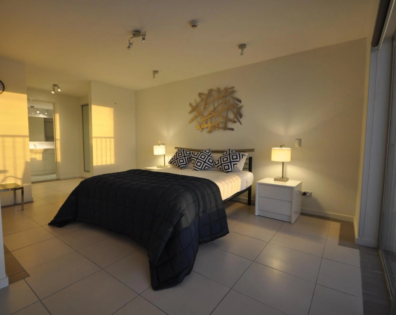 Foto - Pacific Plaza Apartments