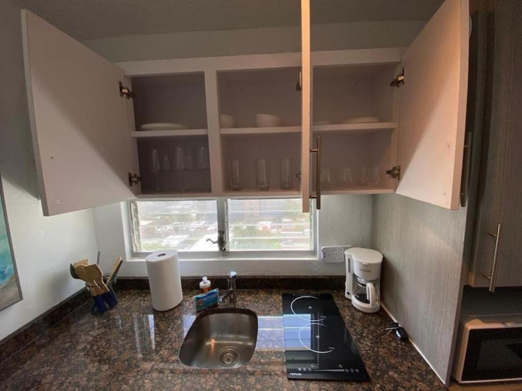KASA Bella Vista Condado Apartment for 2
