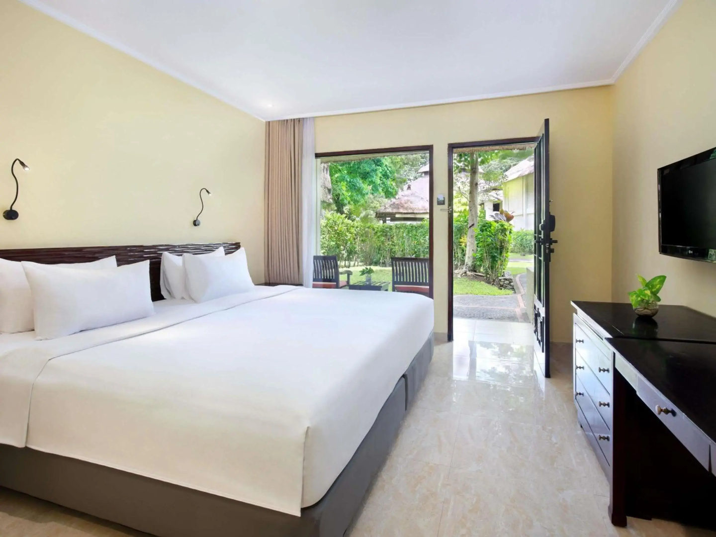 Photo - Rendezvous Hotel Singapore by Far East Hospitality