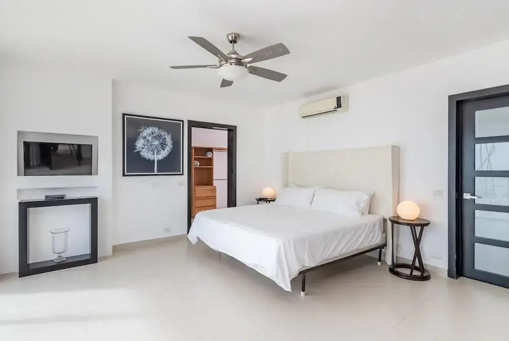 Foto - VILLA PANDORA BEACH FRONT ViLLA WITH CHEF GAME ROOM POOL