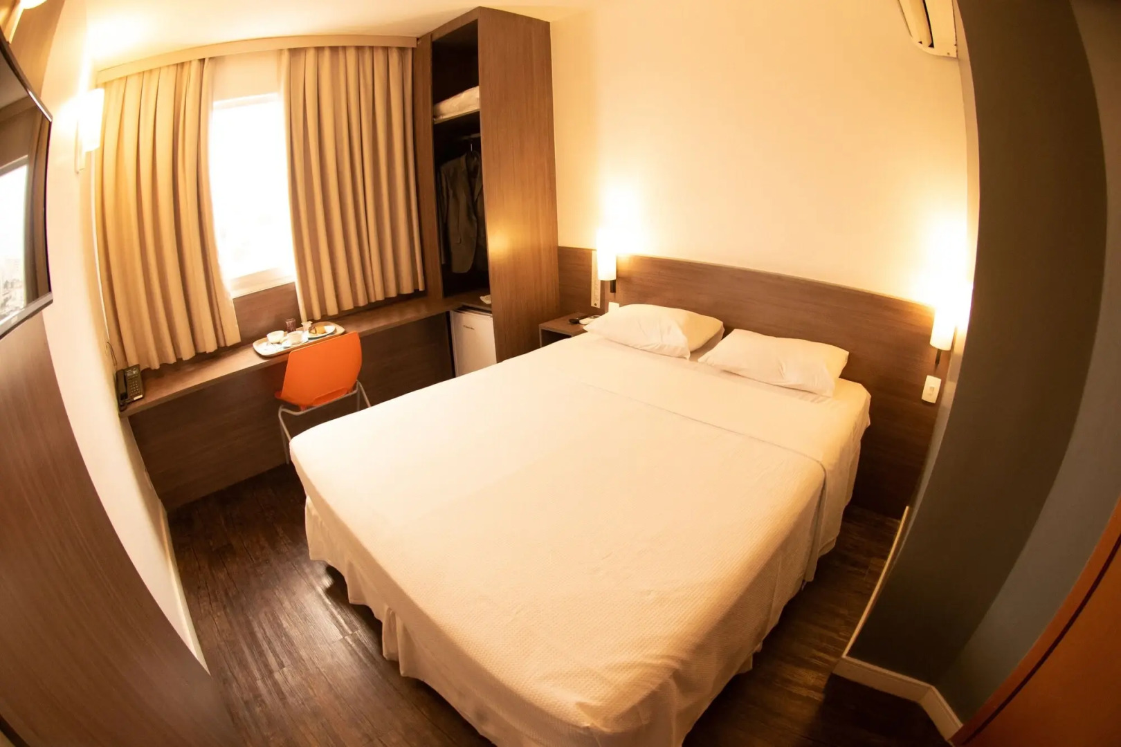 Foto - San Diego Express Barro Preto