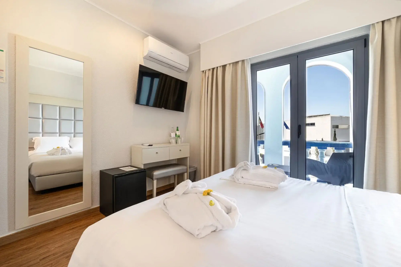 Photo - Hotel Santa Eulália Bay