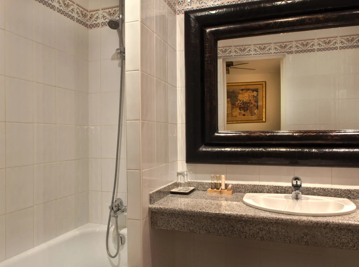 Photo - Hotel Villa Nicolo - Tour Eiffel