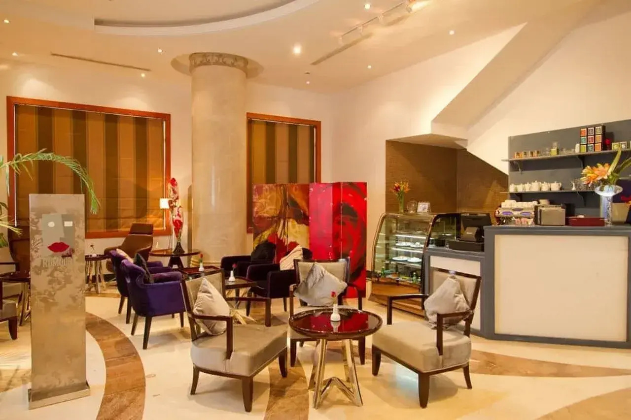 Foto - Sunday Hotel Kingdom Towers Formerly Warwick Al Dabab Hotel