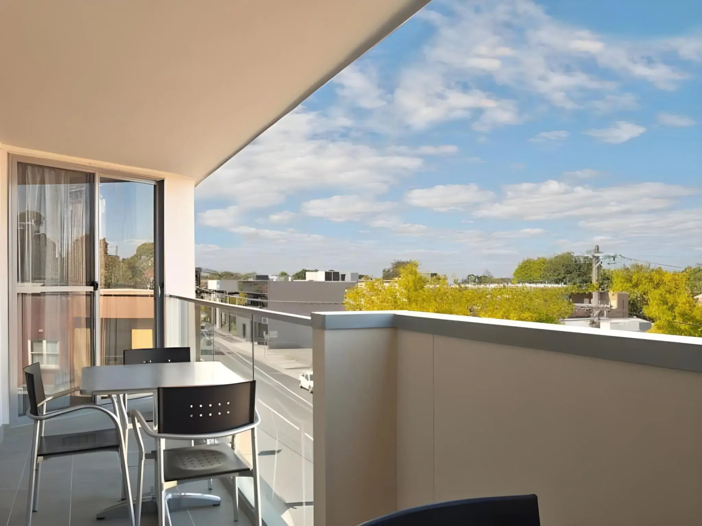 Foto - Quest Cheltenham