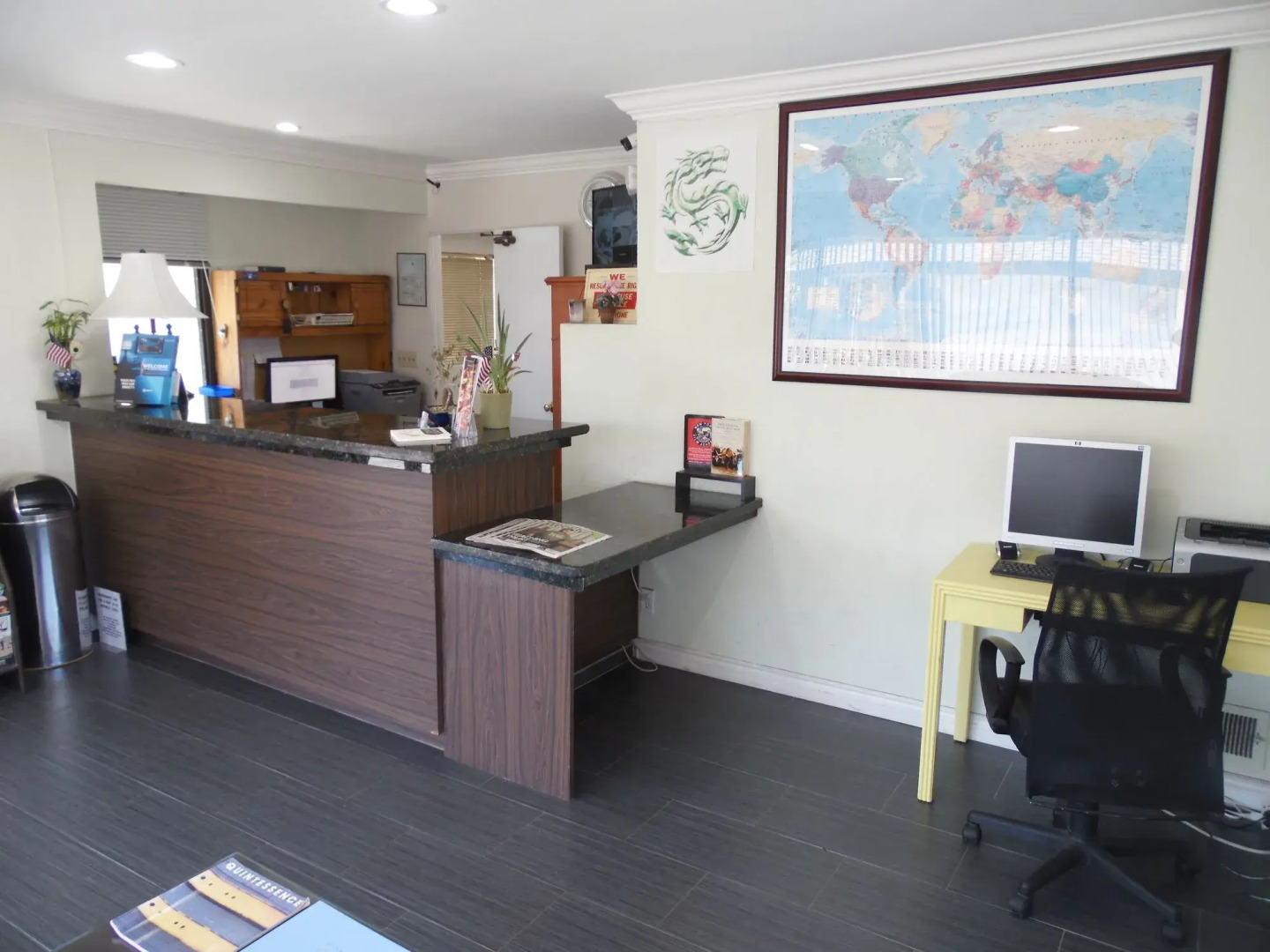 Foto - Hi-Way Host Motel