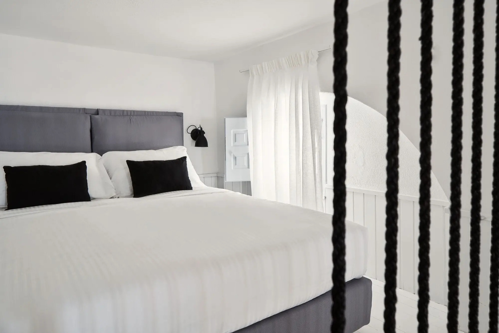 Photo - Mr and Mrs White Oia - Santorini