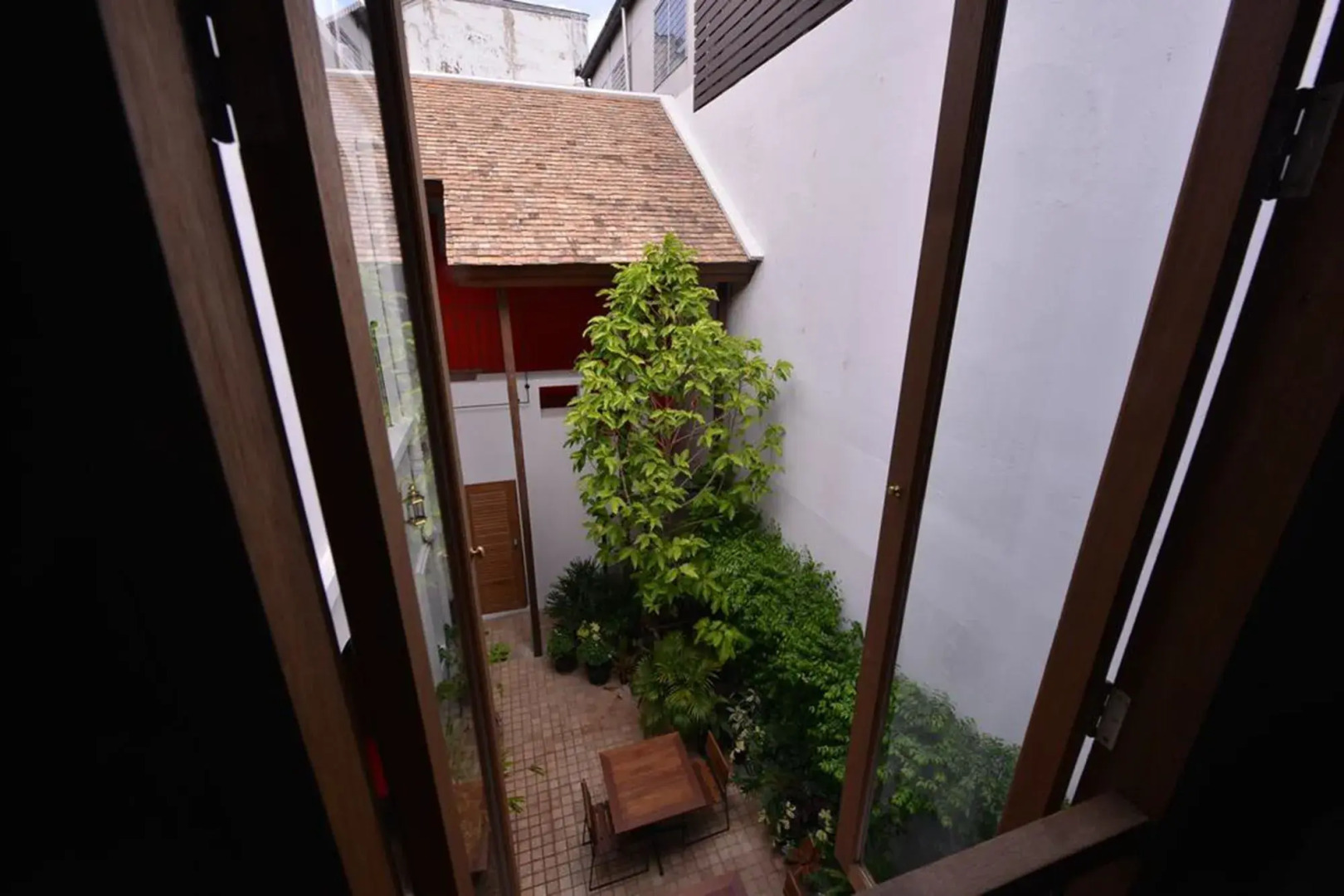 Foto - Neighbor Phuthon