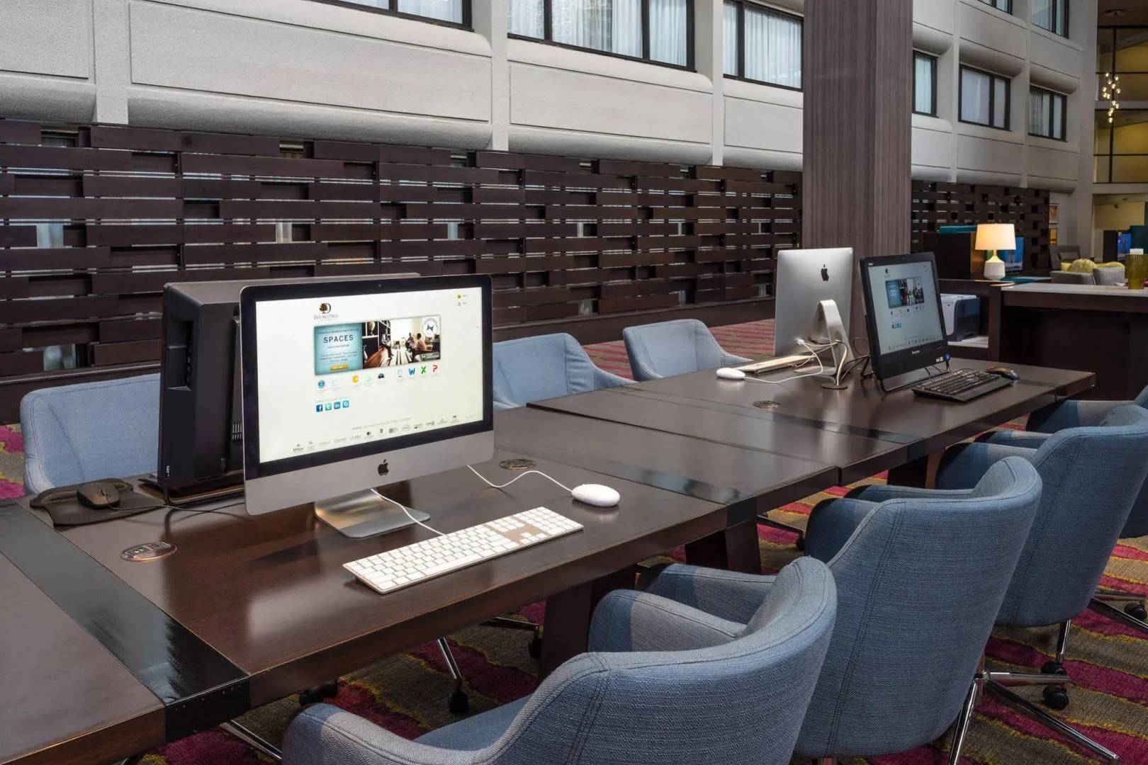 Photo - DoubleTree by Hilton Austin Northwest - Arboretum