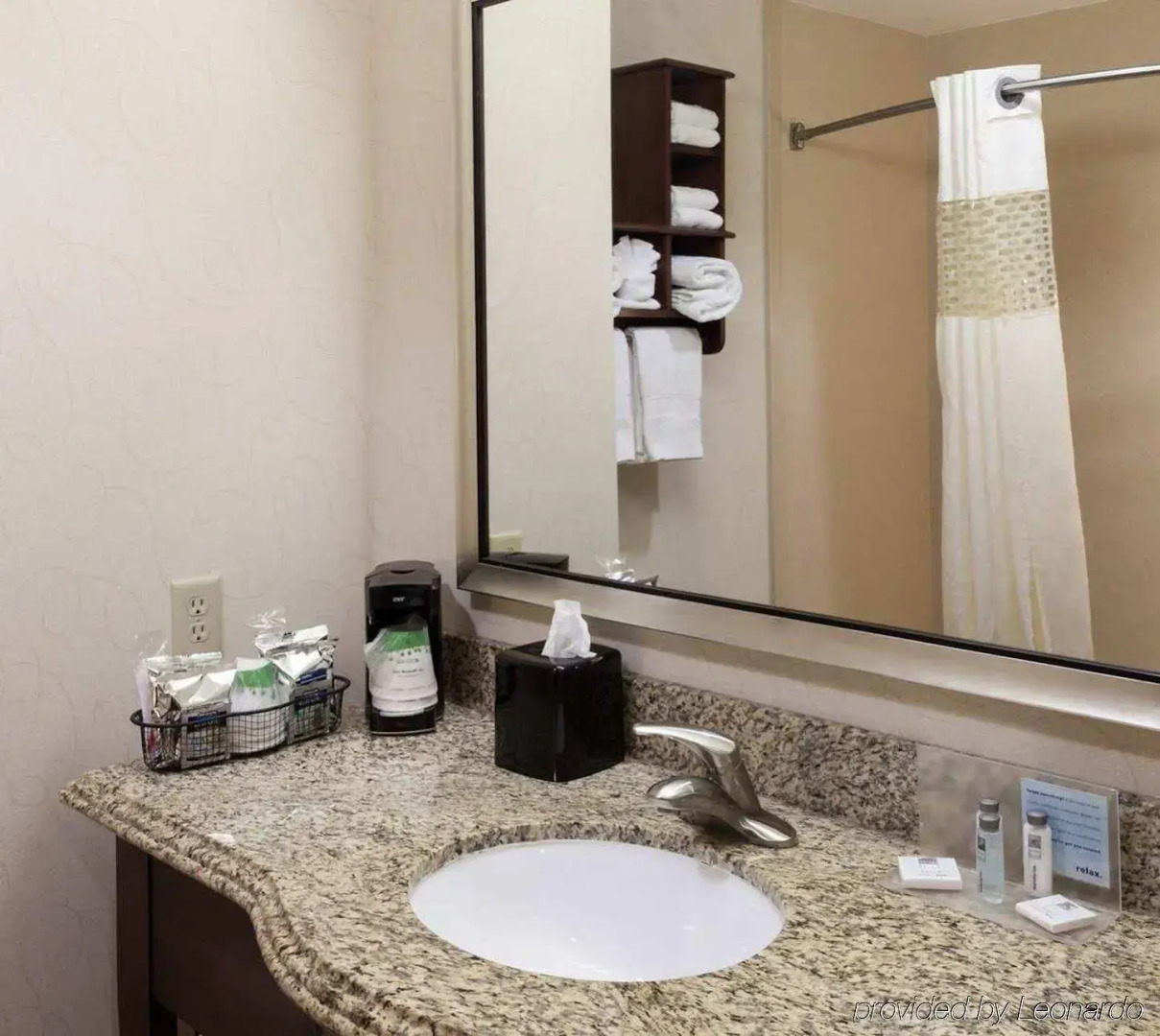 Photo - Hampton Inn & Suites Dallas-Arlington-South