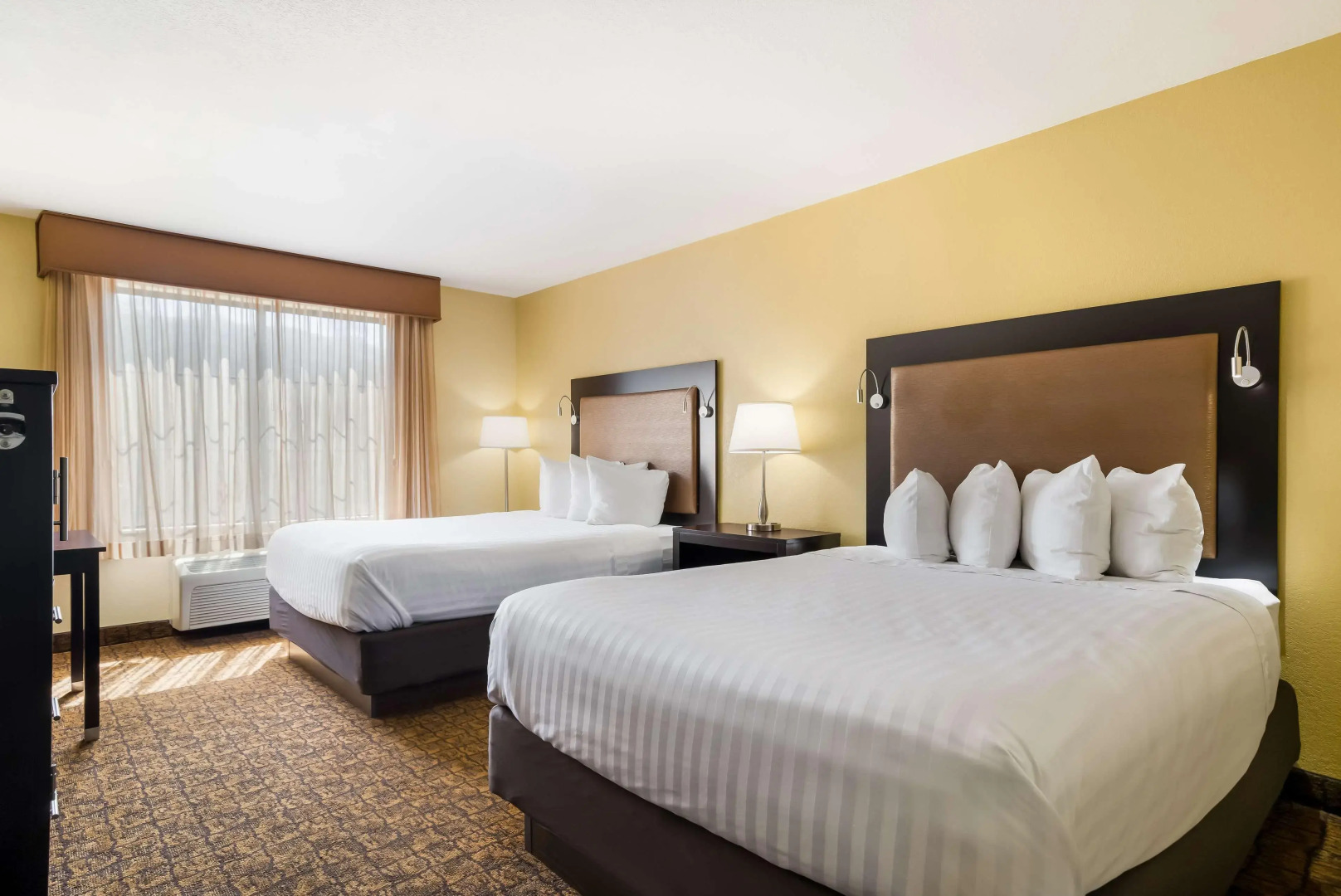 Photo - Best Western Escondido Hotel