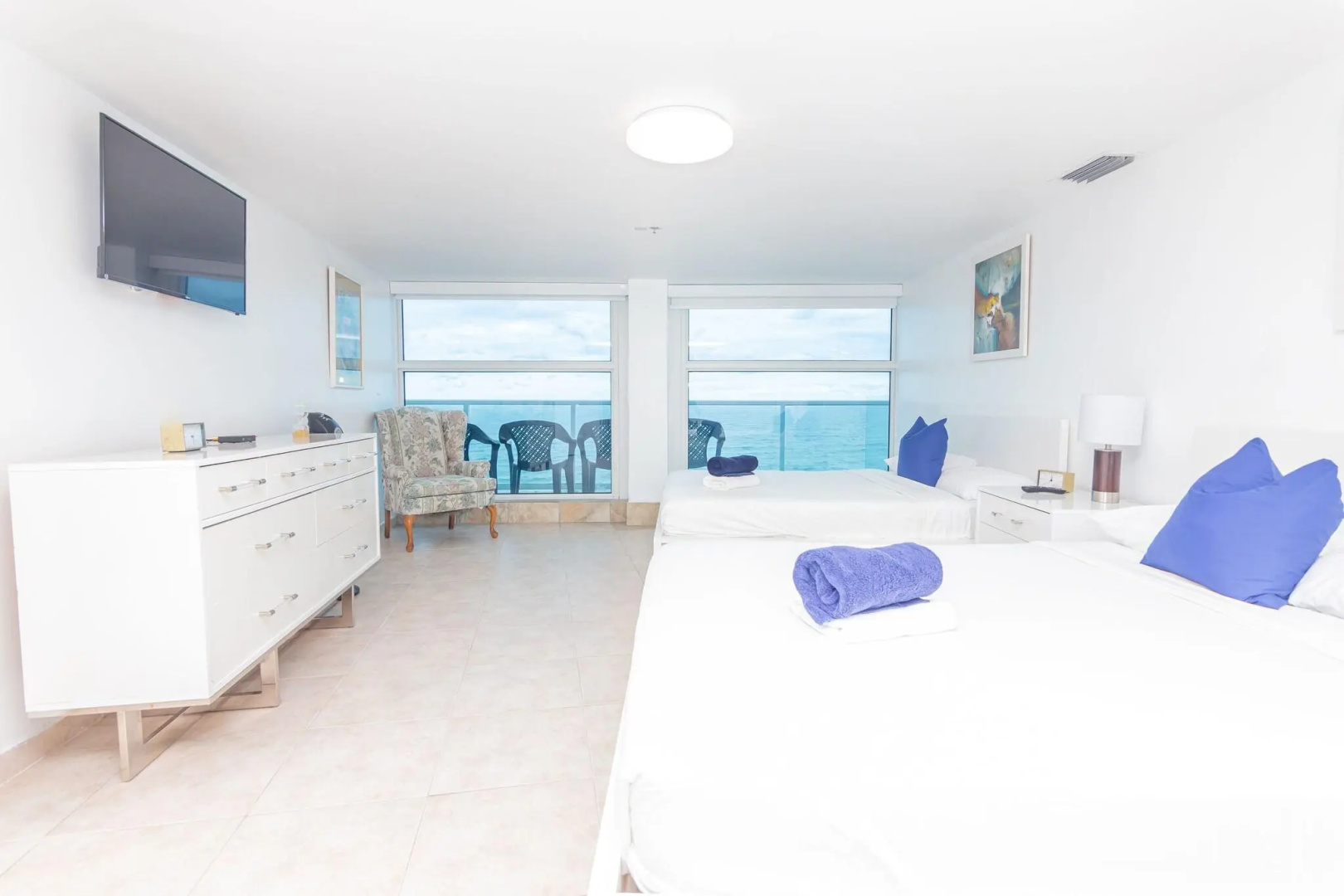 Photo - Girasole Apartments