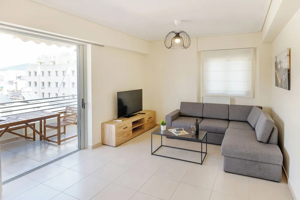Urban Oasis with Acropolis Views by GHH