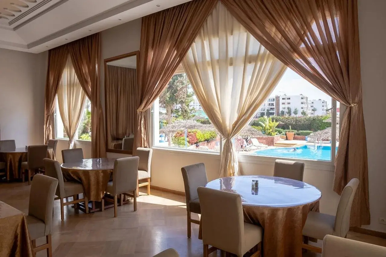 Foto - Intouriste Hôtel & Suites