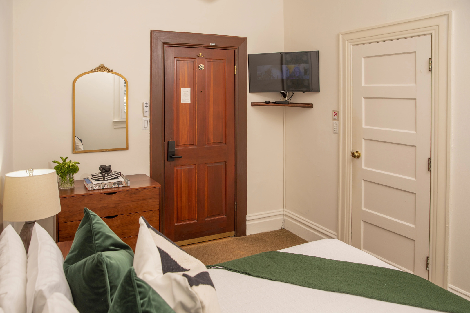Photo - Washington Square Inn