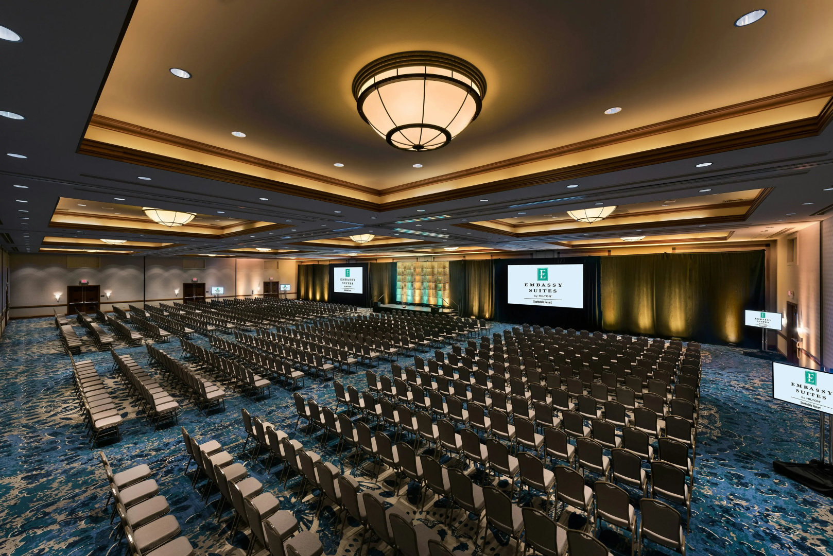 Photo - Embassy Suites by Hilton Scottsdale Resort