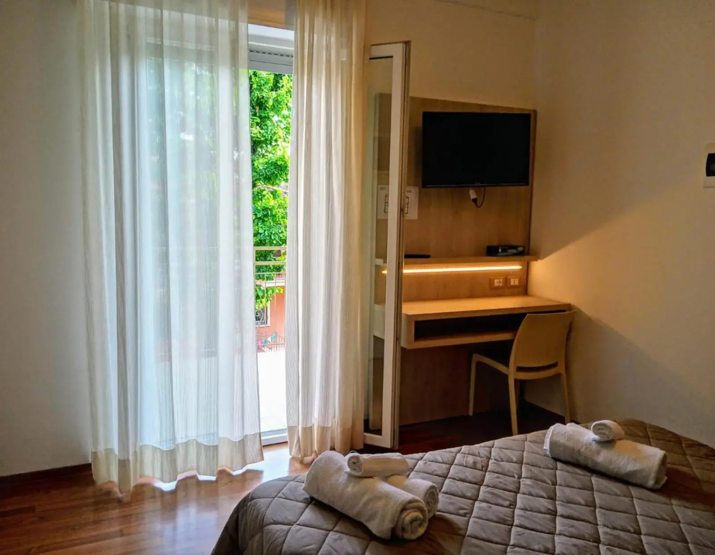 Photo - Hotel Monica