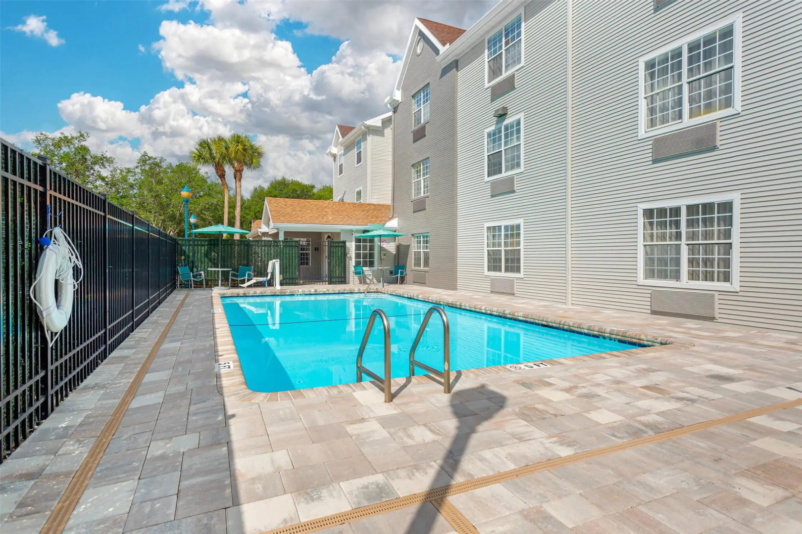 Photo - MainStay Suites Tampa Moffitt-USF