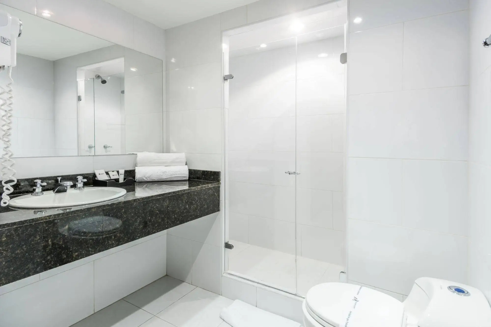 Photo - Travelers Suites Condominio Plenitud