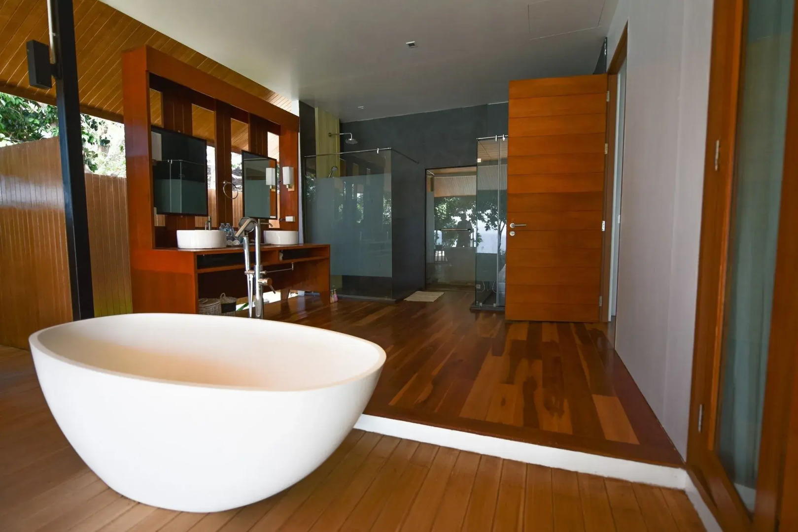 Photo - The Cliff Lipe