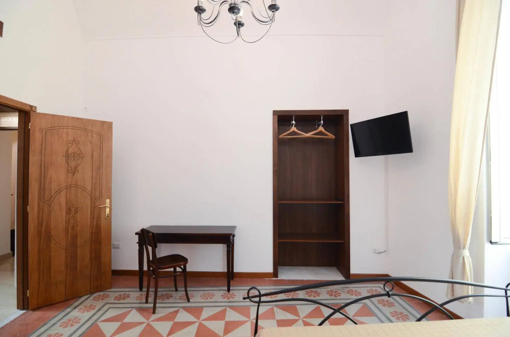 Photo - Sunrise Luxury