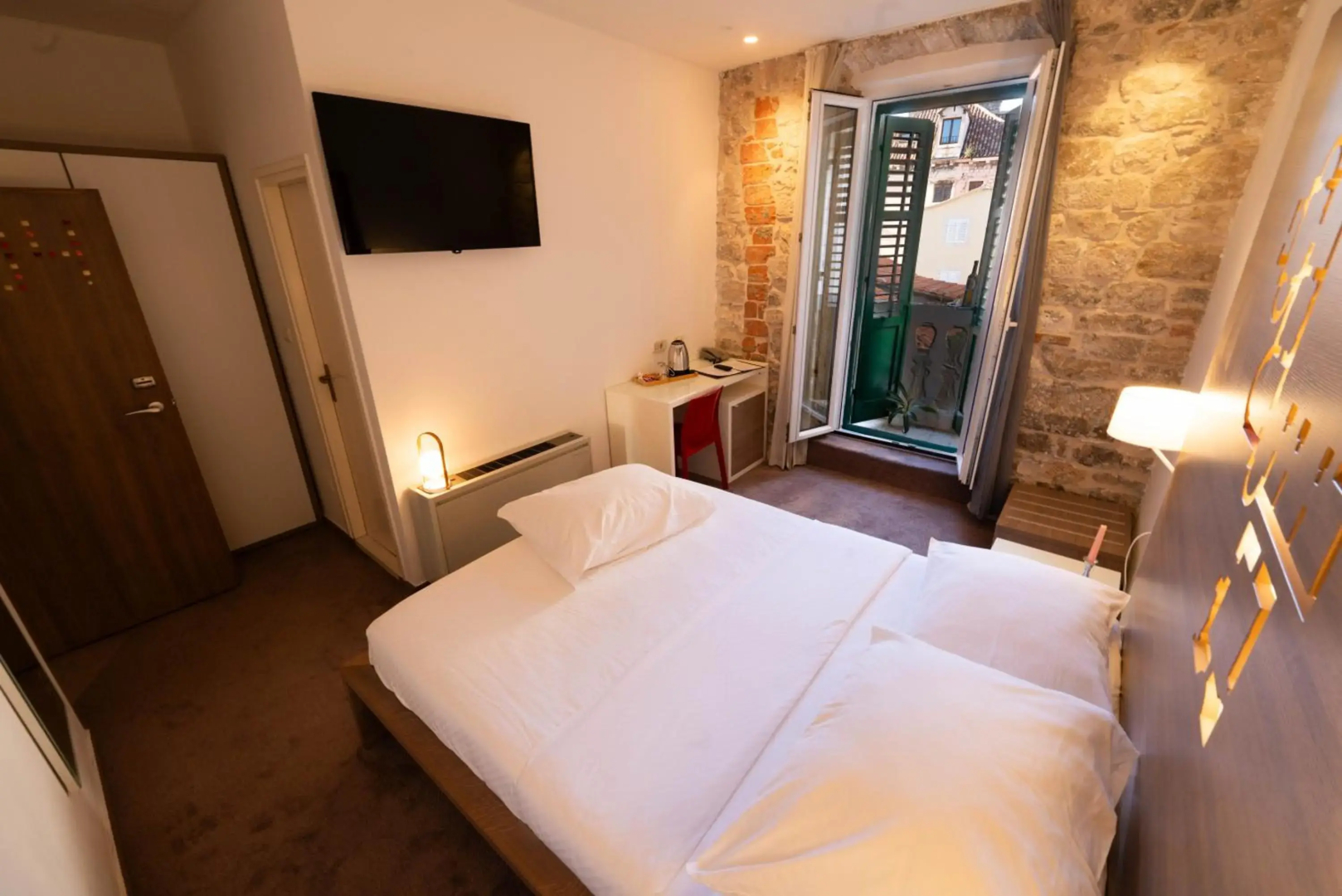 Photo - Slavija Culture Heritage Hotel