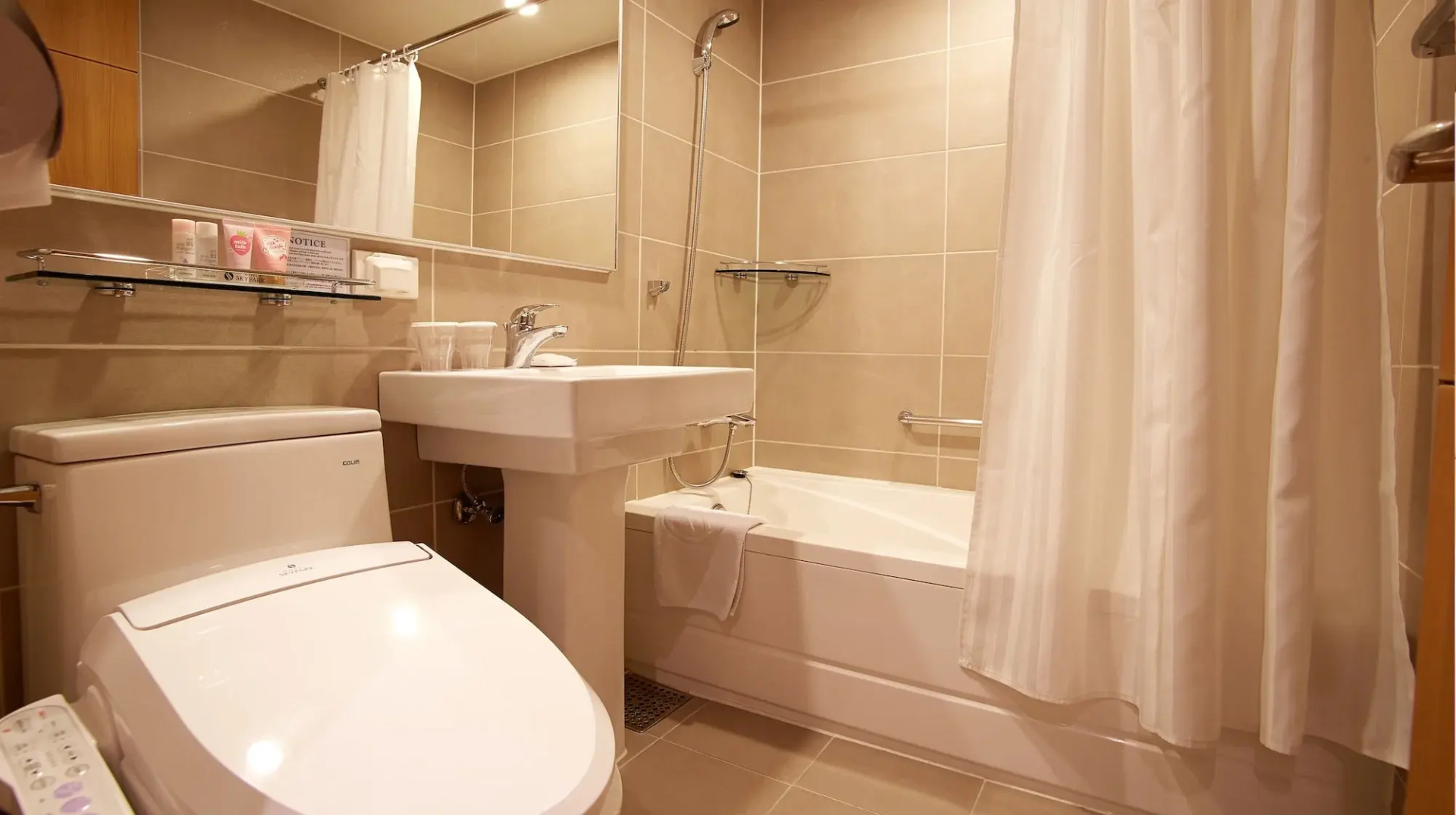 Foto - Hotel Skypark Myeongdong 2