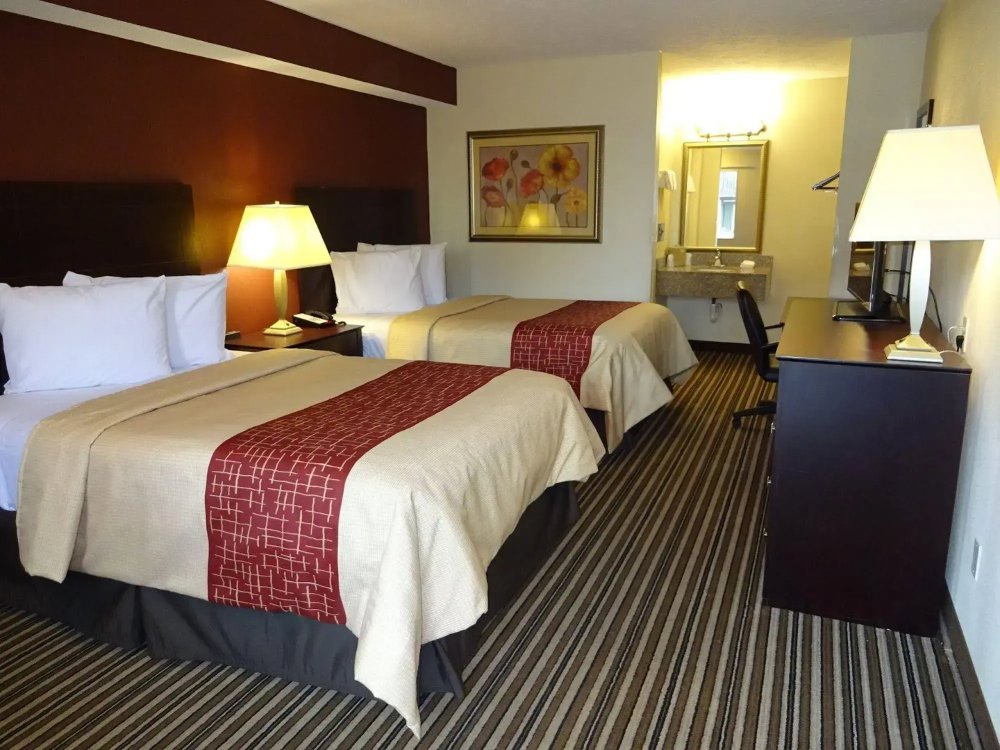 Photo - Red Roof Inn Indianapolis - Castleton