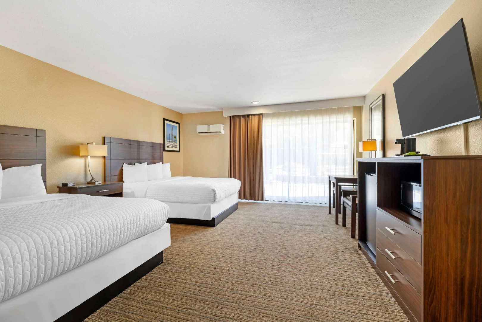 Photo - Best Western Oceanside Inn