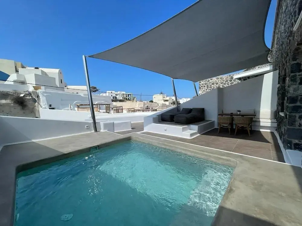 Photo - Victoria Caves