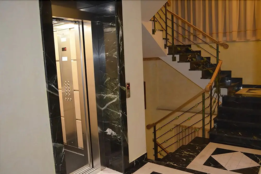 Photo - Hotel Mustang