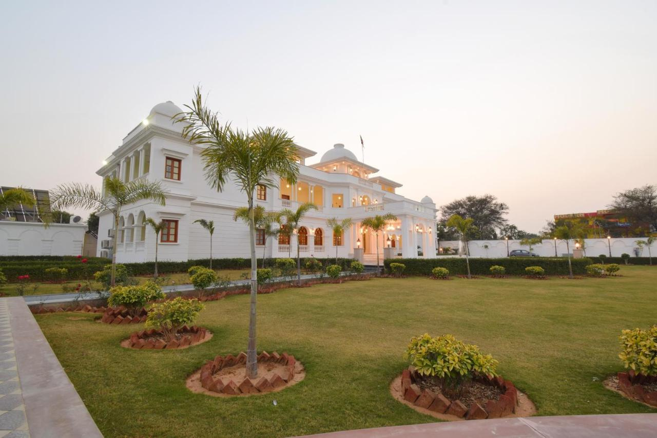 Foto - Umaid Farm Resort - A Legacy Vintage Stay in Jaipur