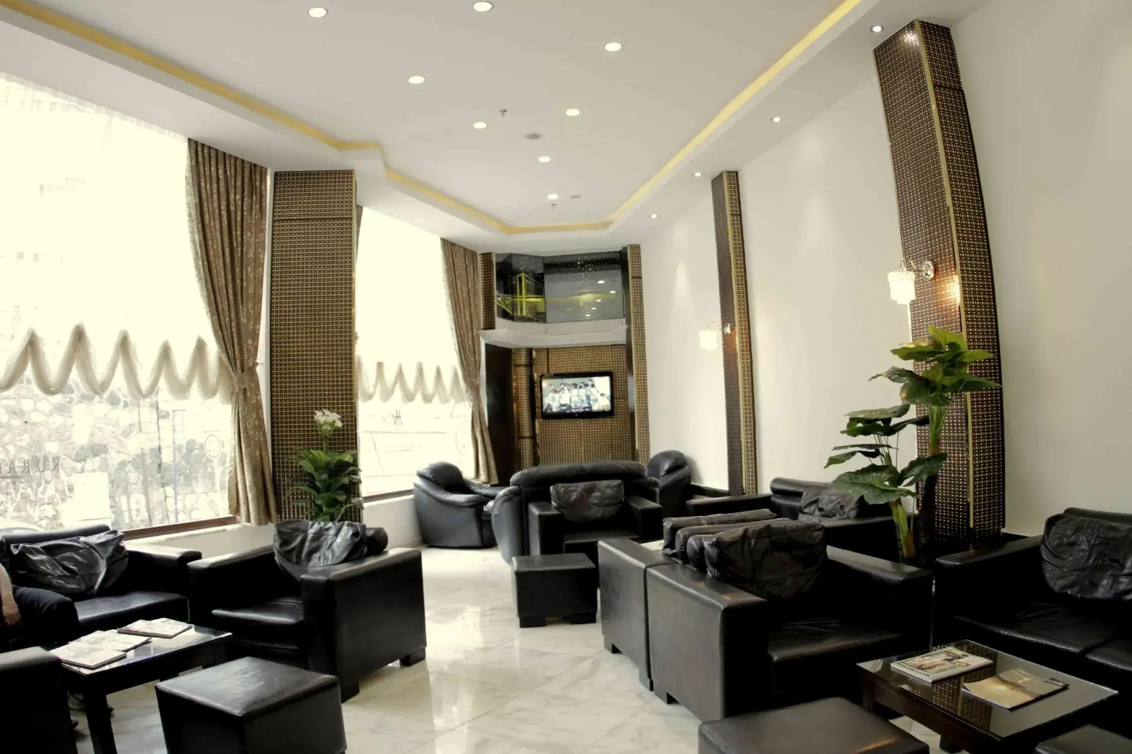 Foto - Kuran Hotel International