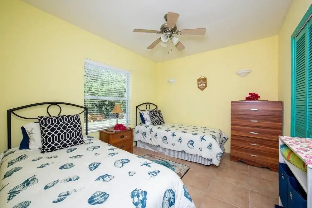 Key Lime Cottage 2 Bedroom Home — фото 1