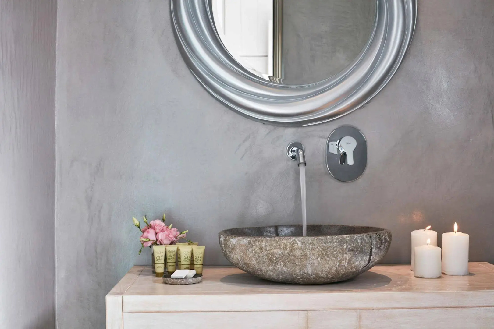 Photo - Santorini Palace