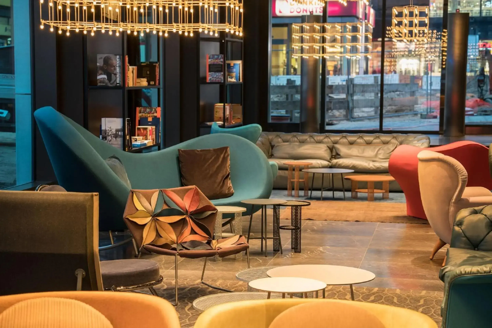 Photo - Motel One Berlin-Alexanderplatz