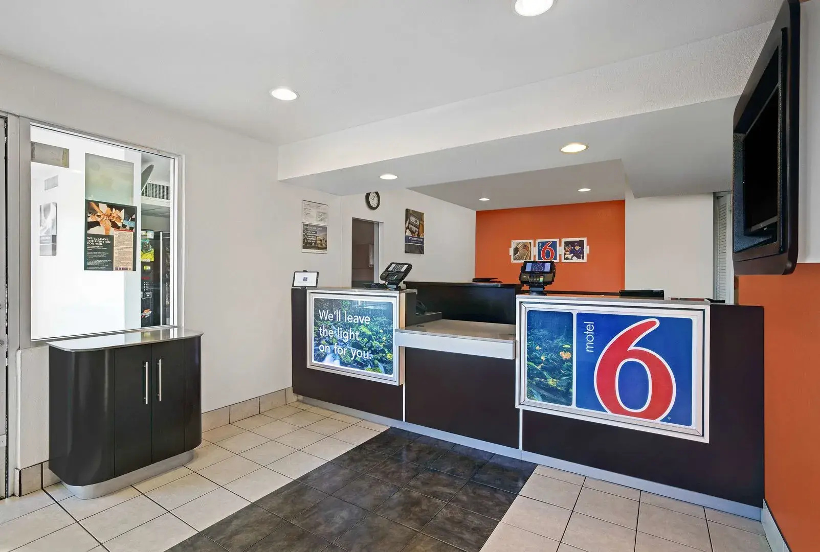 Foto - Motel 6 Troutdale, OR - Portland East