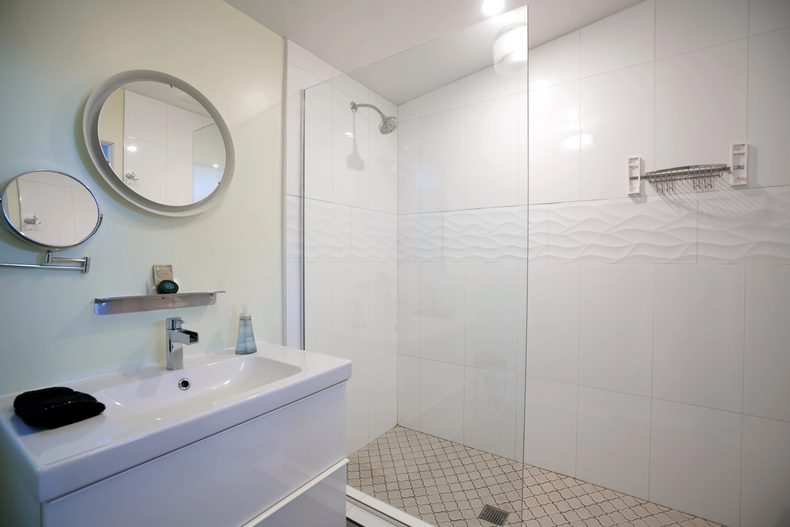 Photo - The Wesley by AvantStay Mid-Century Modern Oasis with Pool