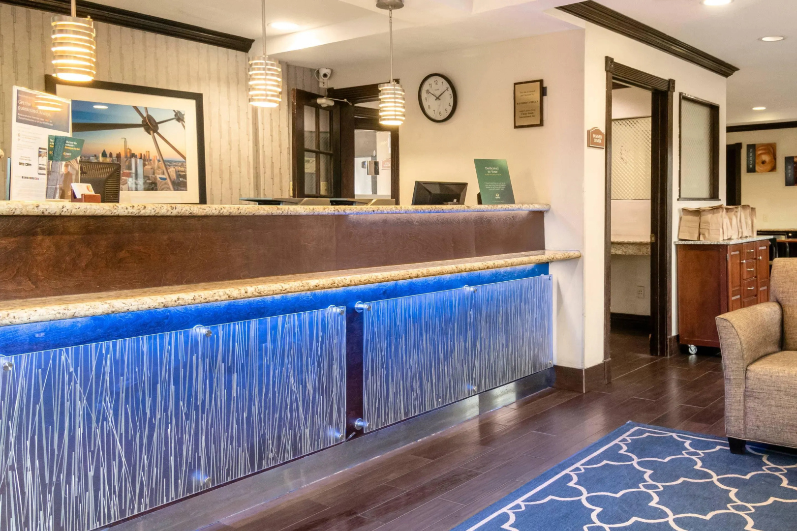 Photo - Quality Inn & Suites Dallas - Cityplace