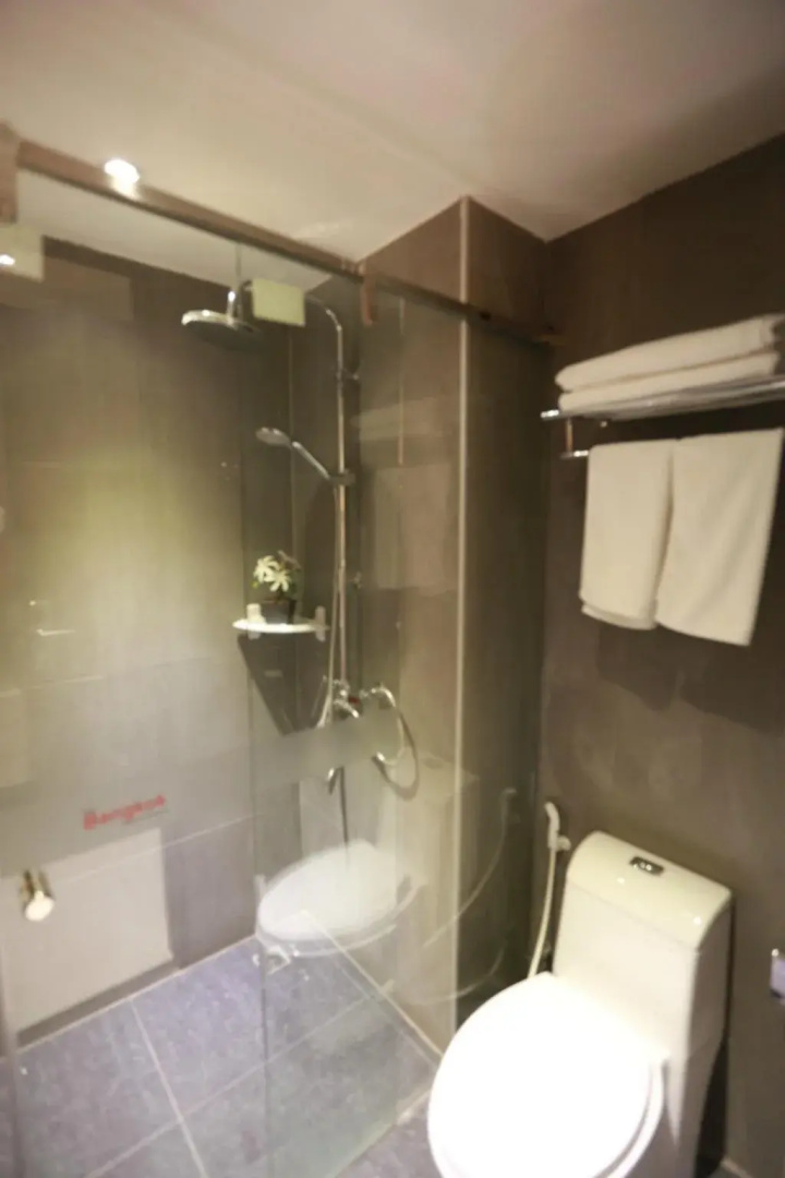 Photo - Collection O The Bangkok Airport Link Suite