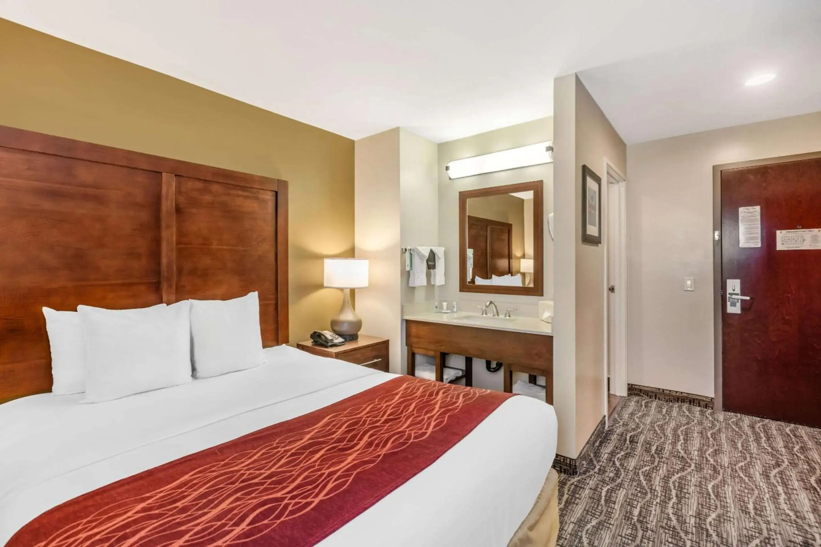 Photo - Comfort Inn Monterey Park - Los Angeles