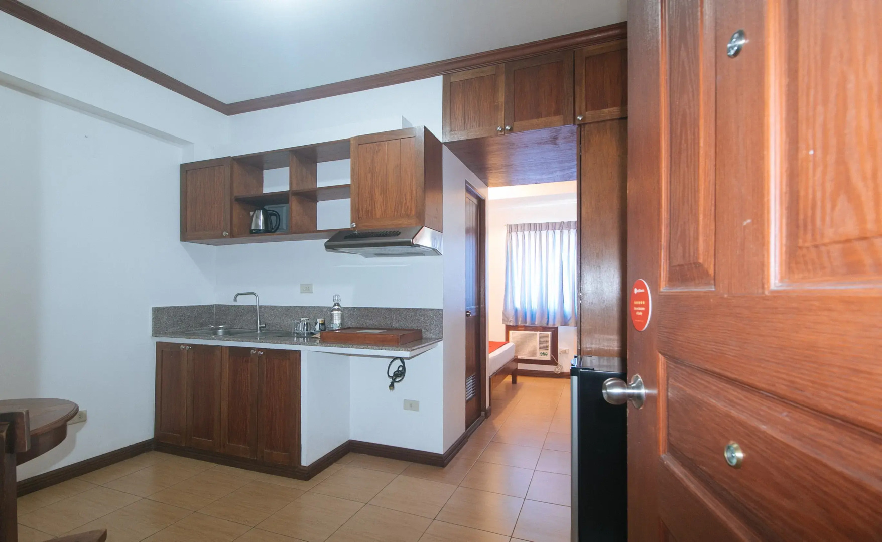 Foto - RedDoorz at Moonwalk Paranaque