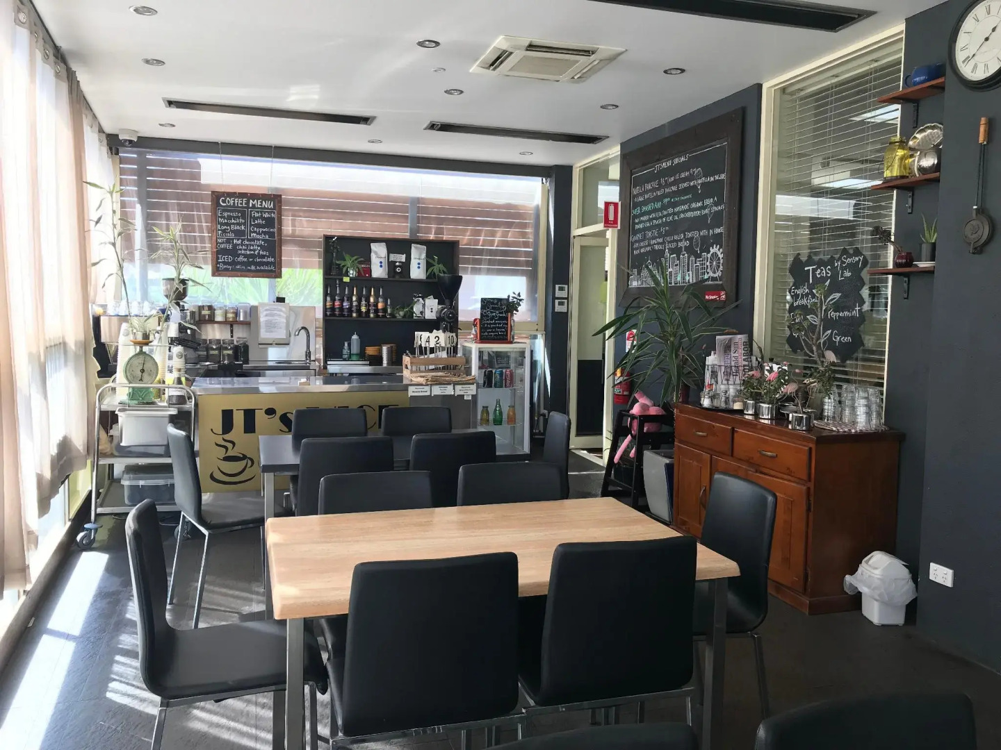 Photo - Miami Hotel Melbourne