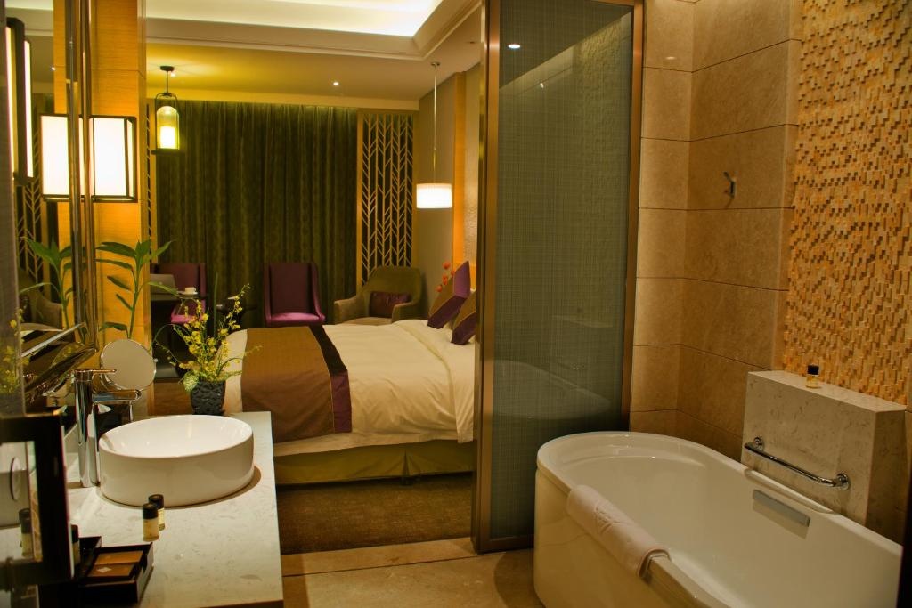 Yangzhong Firth Jinling Grand Hotel