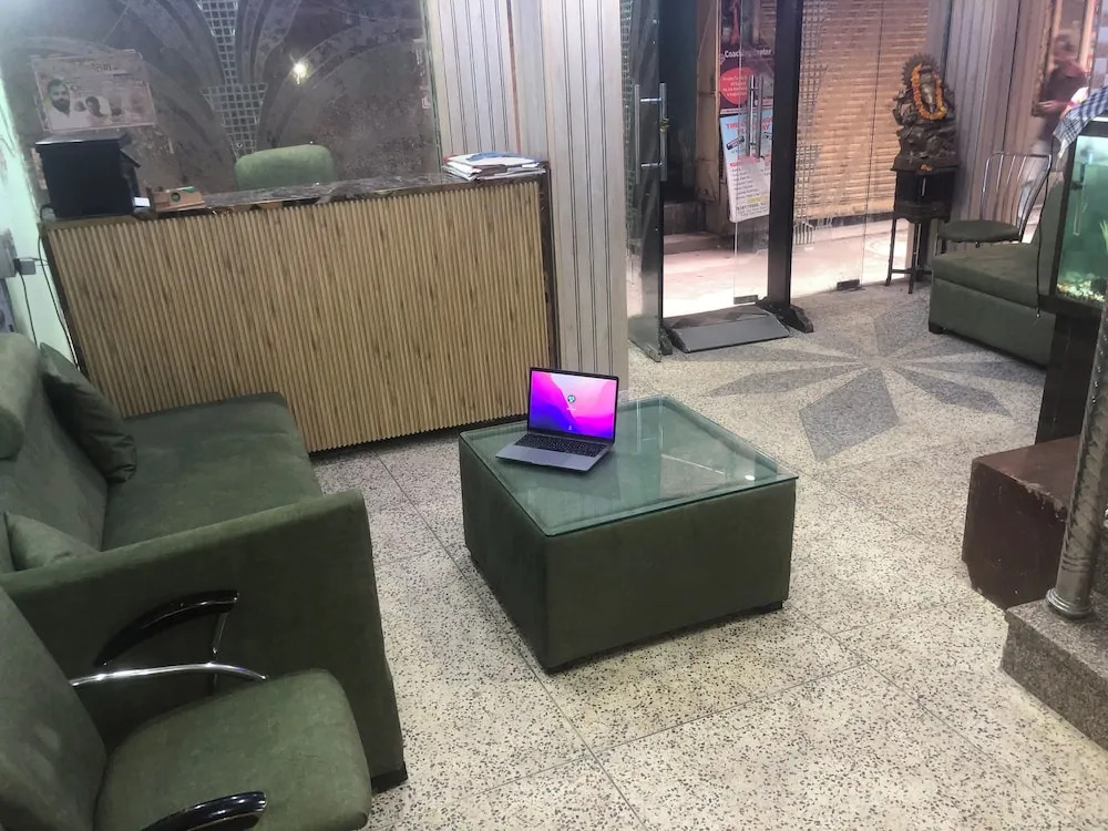 Foto - HOTEL DARPAN PALACE -New Delhi Railway Station