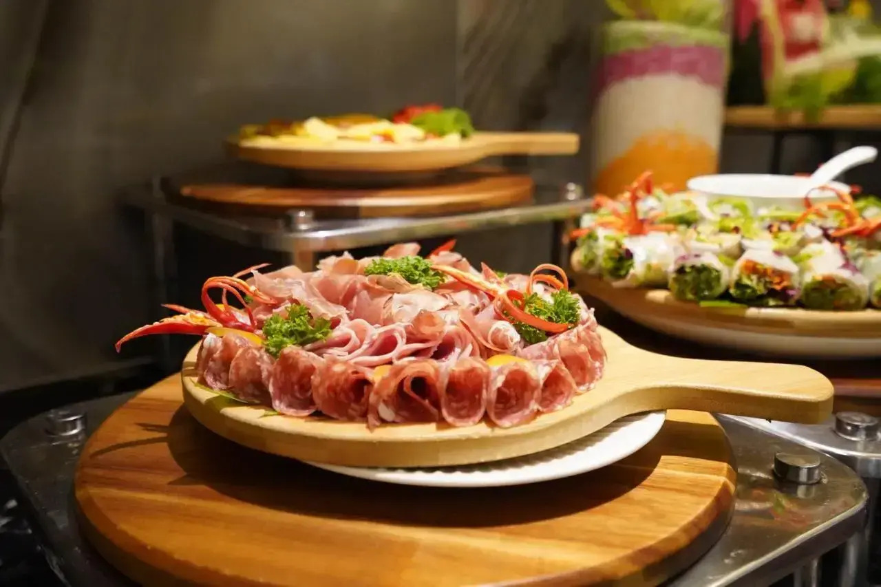 Photo - Oakwood Premier Phnom Penh